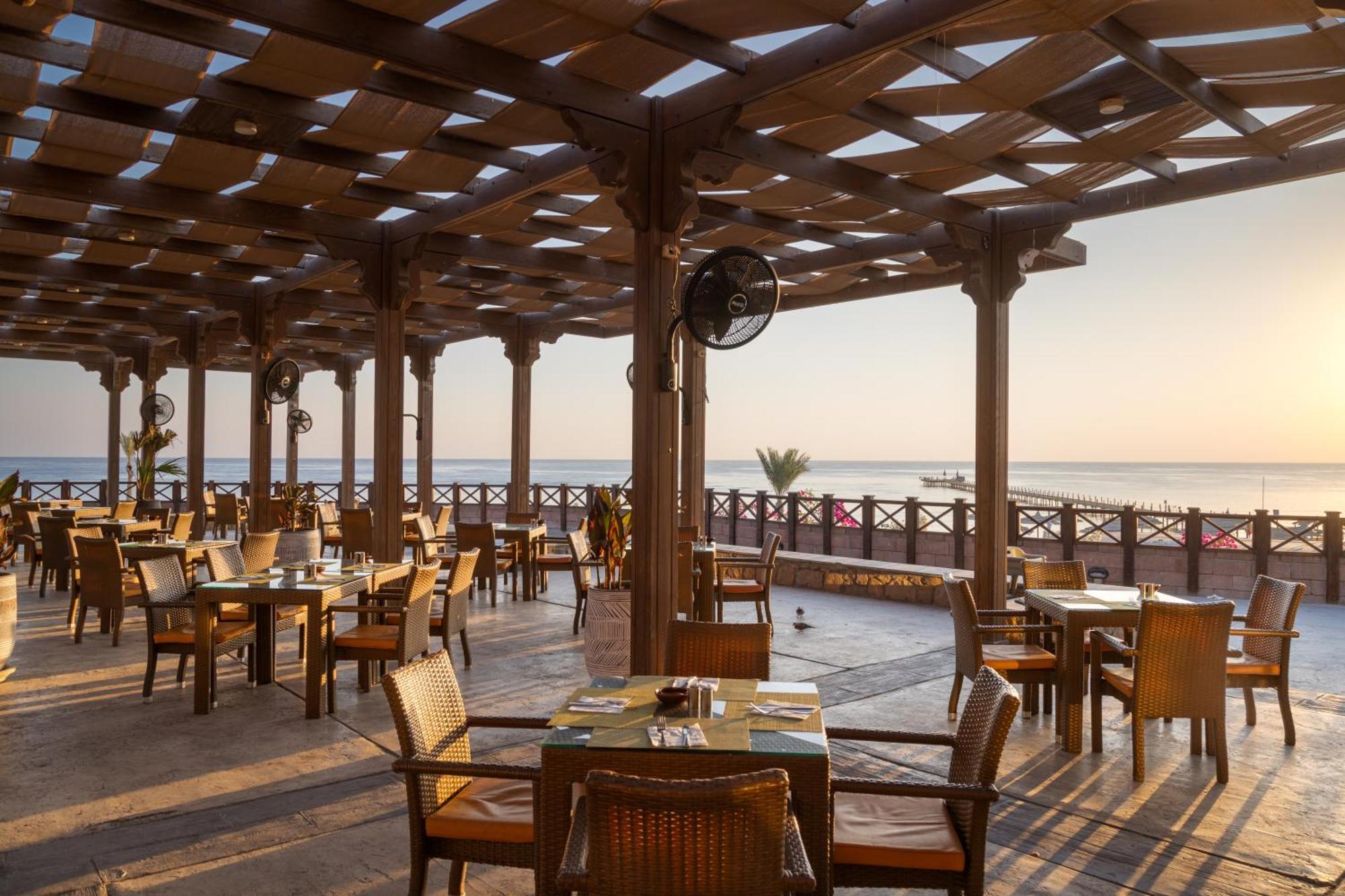 Novotel Marsa Alam Beach Resort El Qoseir Exterior photo